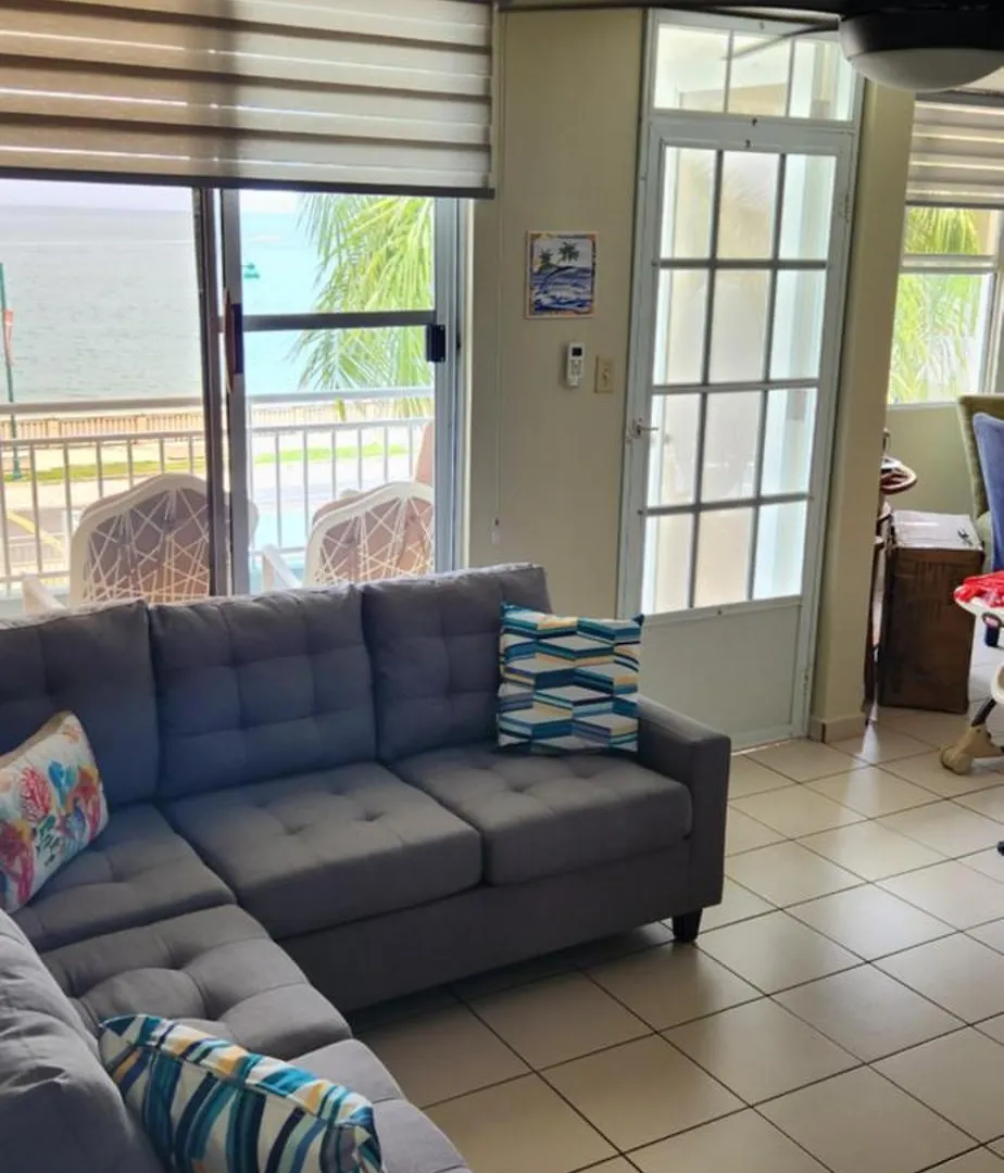 Апартаменты Summer All Year! Oceanfront With Pool A/C Агуадилья