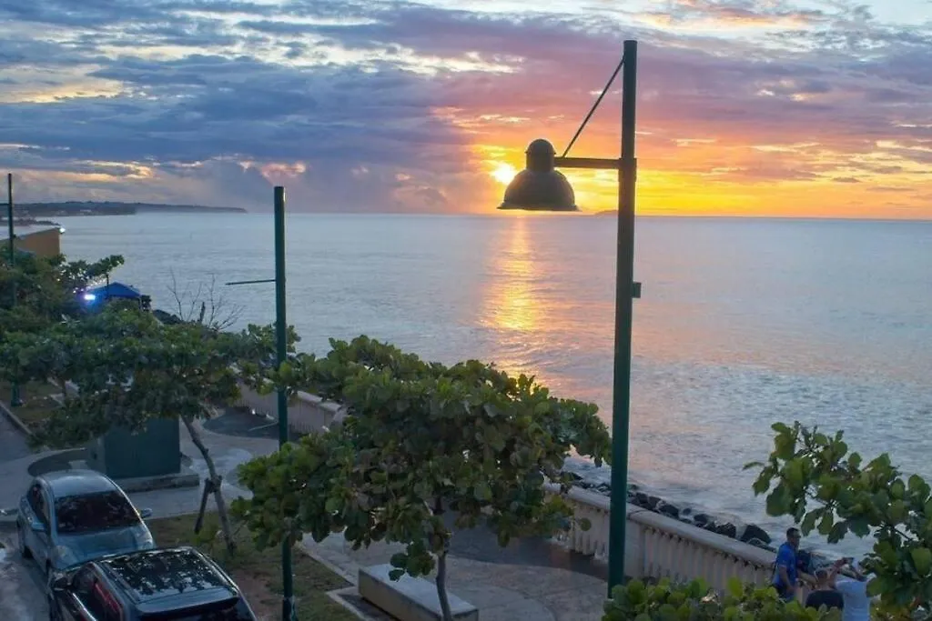 Summer All Year! Oceanfront With Pool A/C Aguadilla 0*,